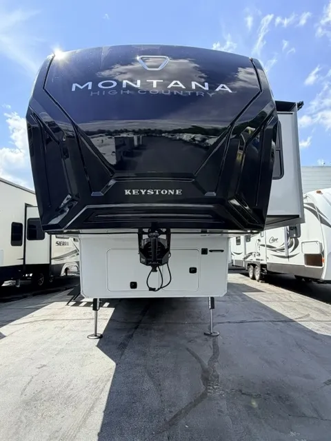 2027 Keystone HC Montana 391TB - Photo 3
