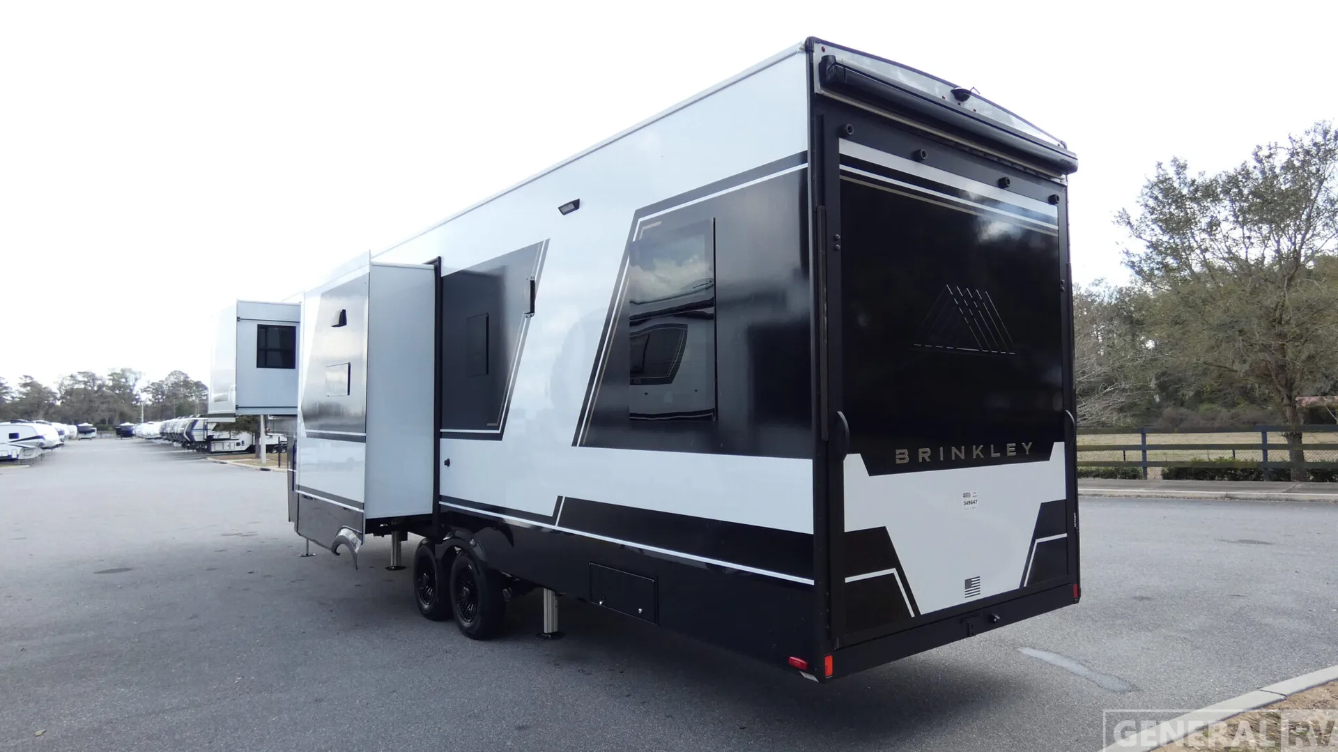 2026 Brinkley Model G 3500 - Photo 4
