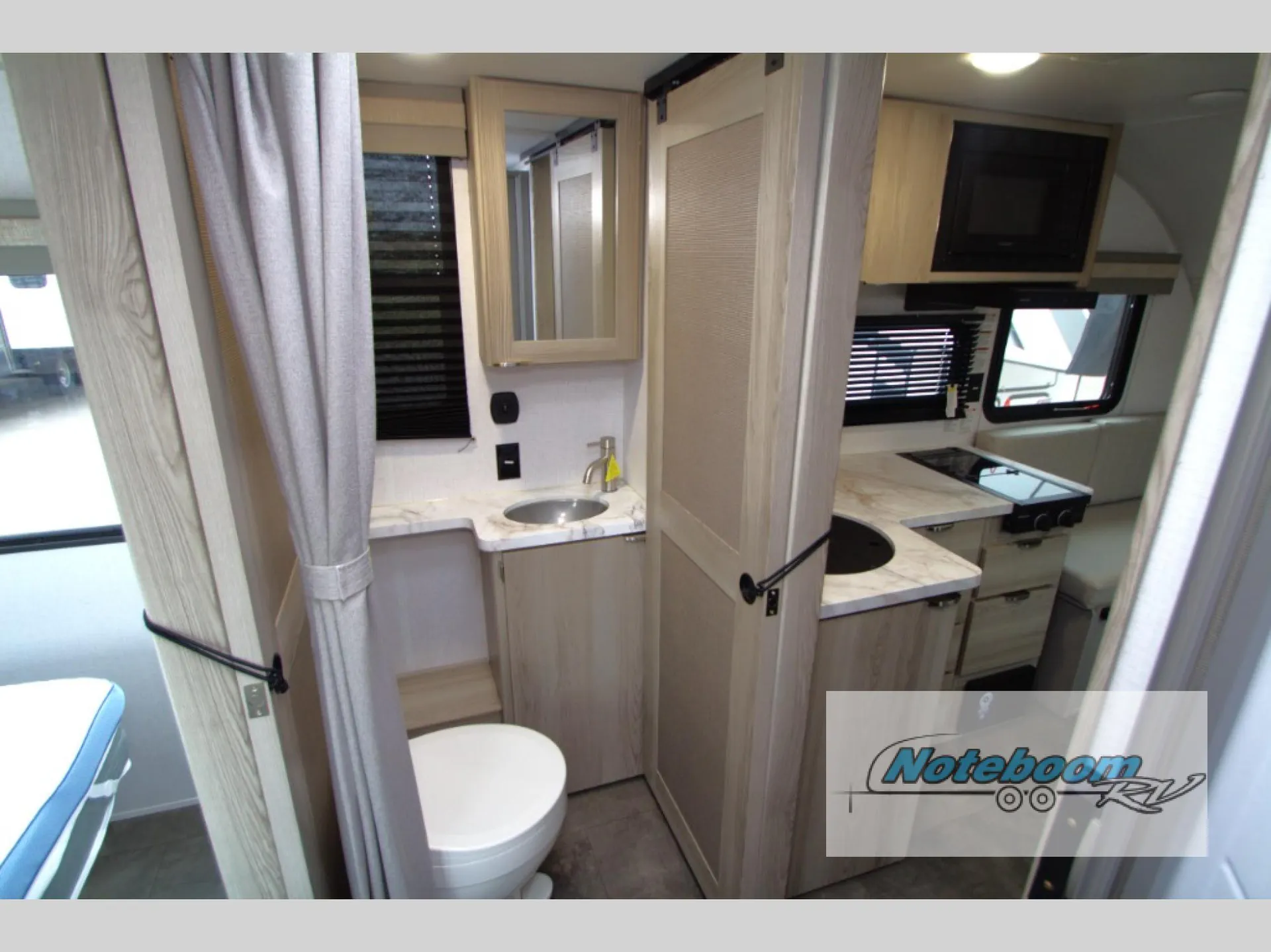 2024 Forest River Salem FSX 161QK - Photo 4