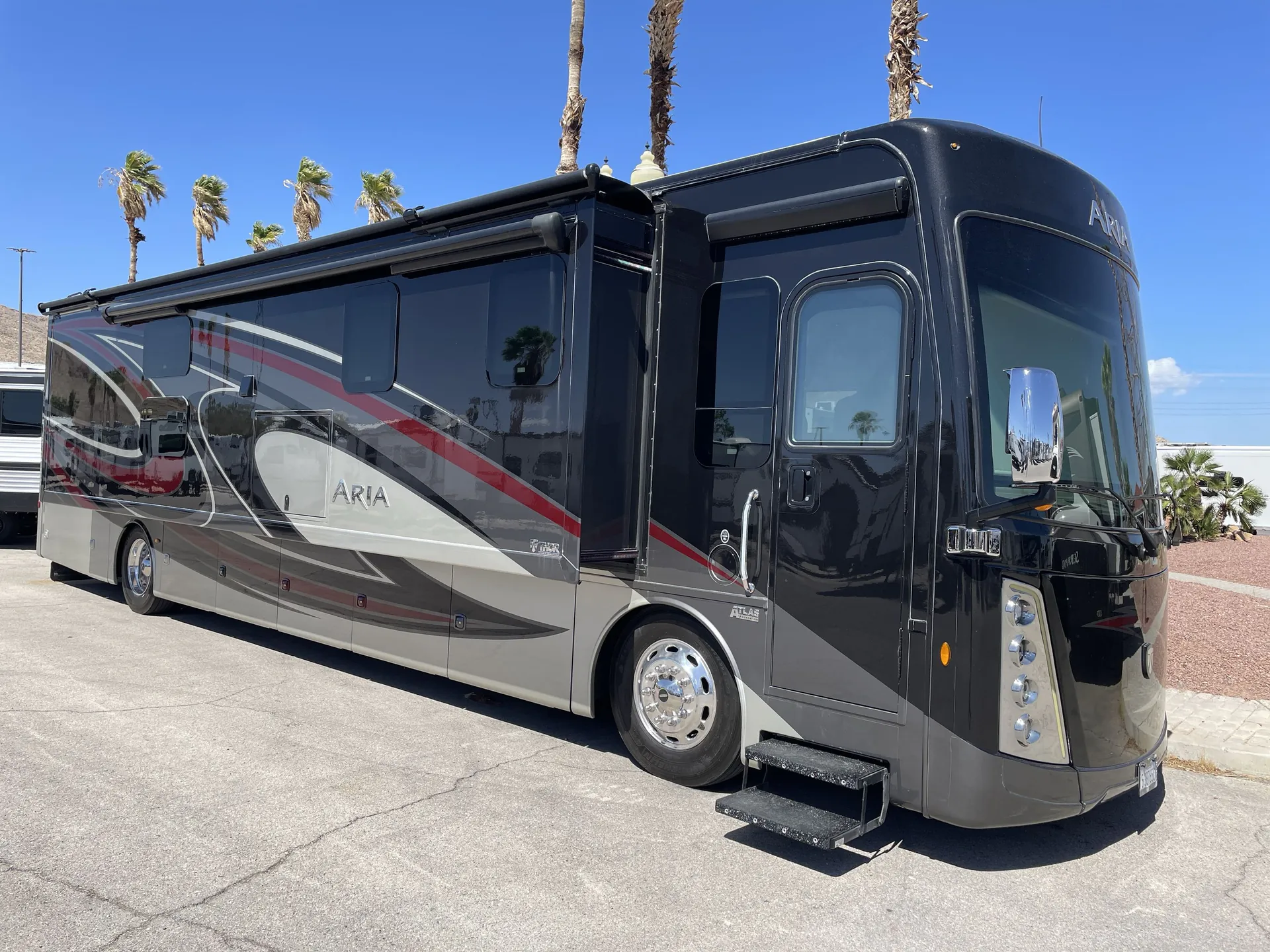 2021 Thor Motor Coach Aria 4000 - Photo 2