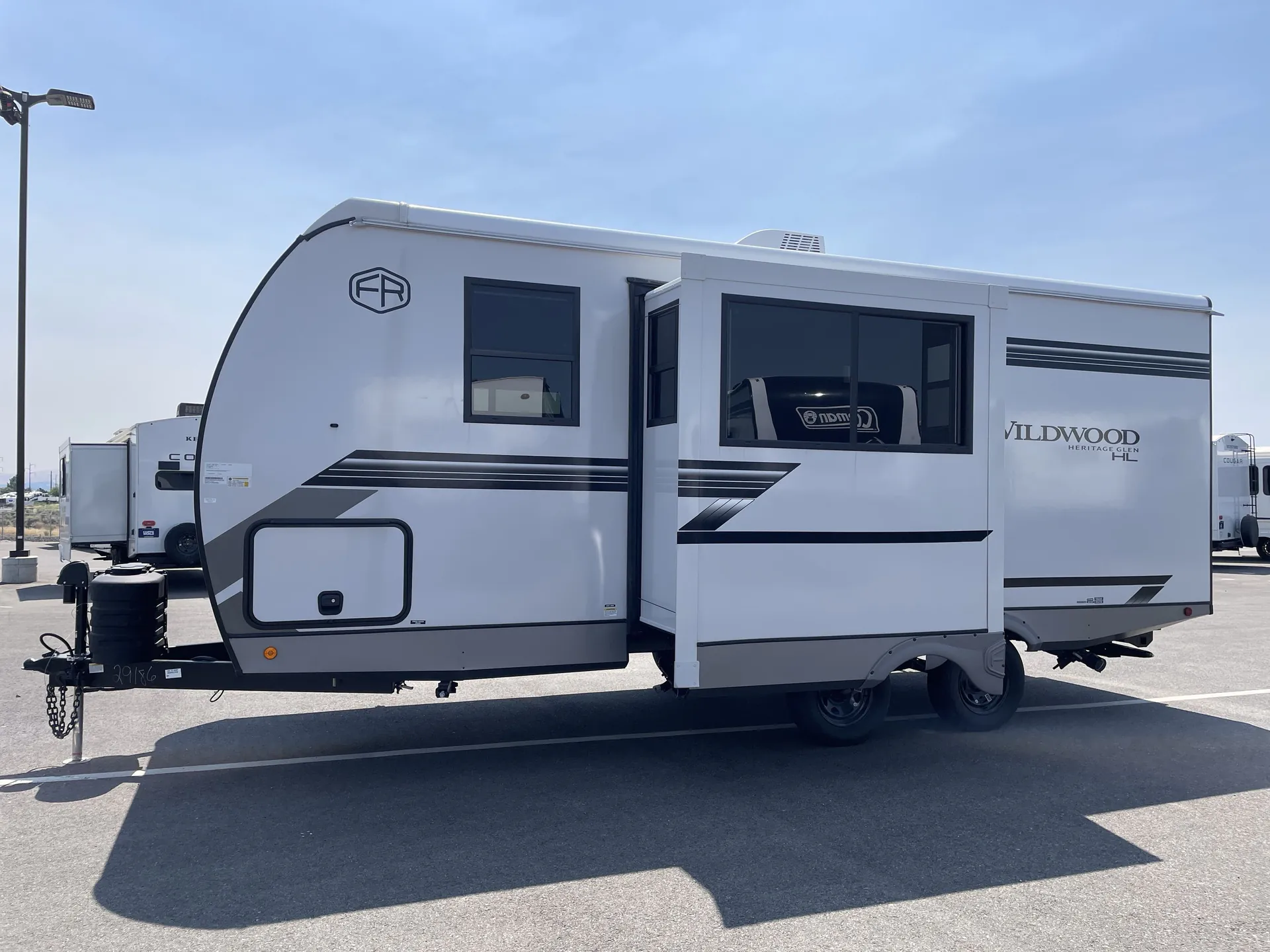 2027 Forest River Wildwood Heritage Glen Hyper-Lyte 21RBHL — off campside