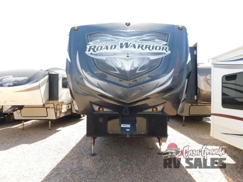 2015 Heartland Road Warrior Used    310 - Photo 2