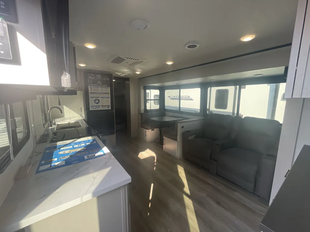 2026 Jayco Jay Feather 29QBH, Photos photo 2