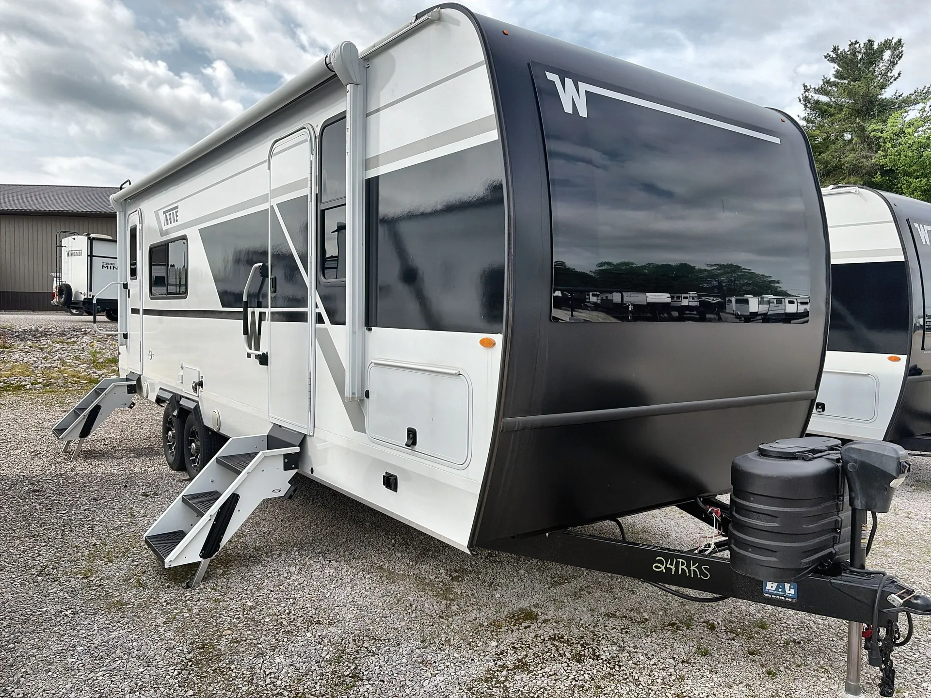 2026 Winnebago Thrive 24RKS - Photo 2