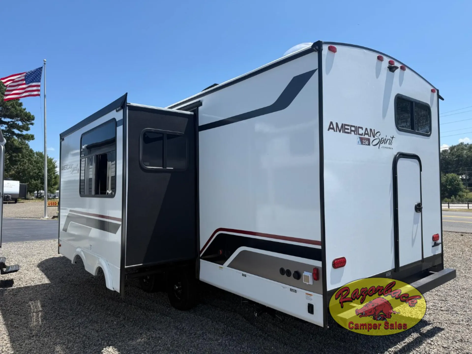 2027 Coachmen American Spirit 2457BH - Photo 4