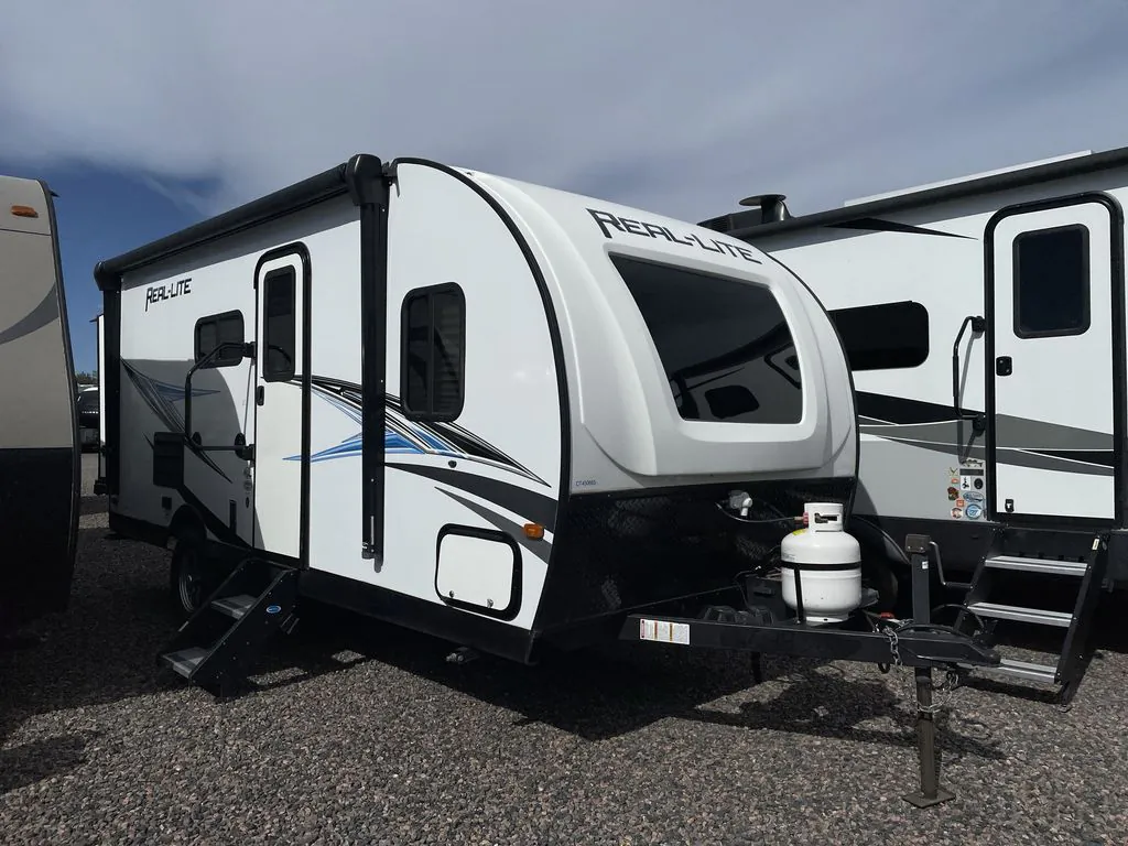 2019 Palomino Real-Lite Mini RL 177 - Photo 2