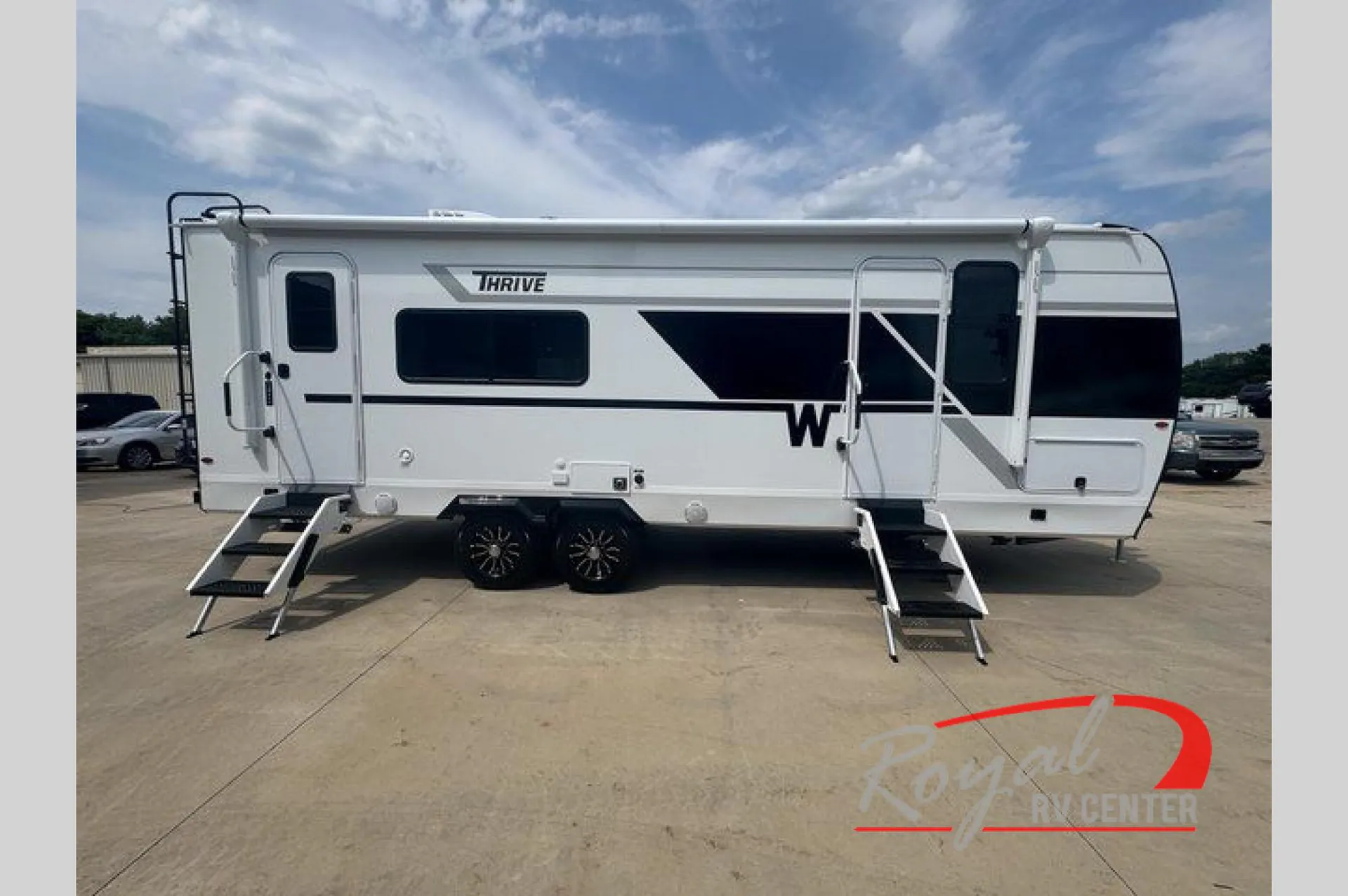 2026 Winnebago Thrive 24RKS - Photo 3