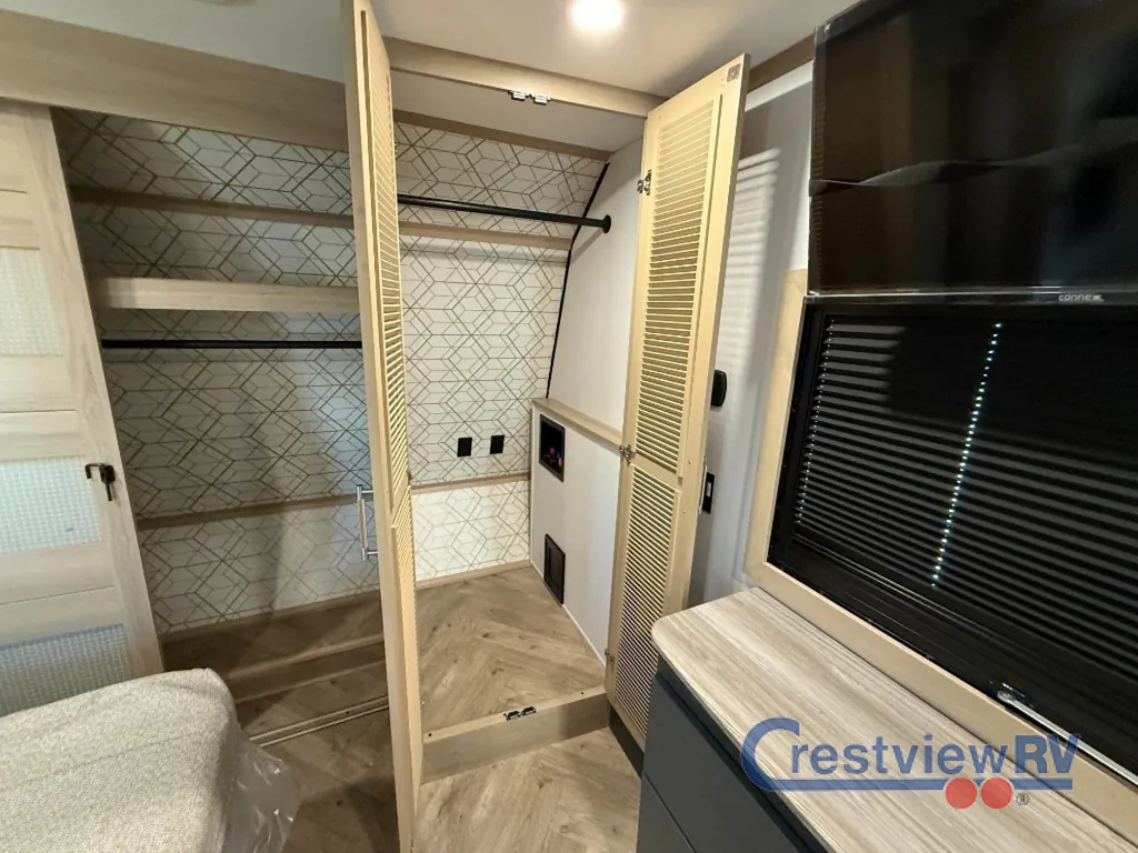 2026 Keystone Raptor 433, Photos photo 25