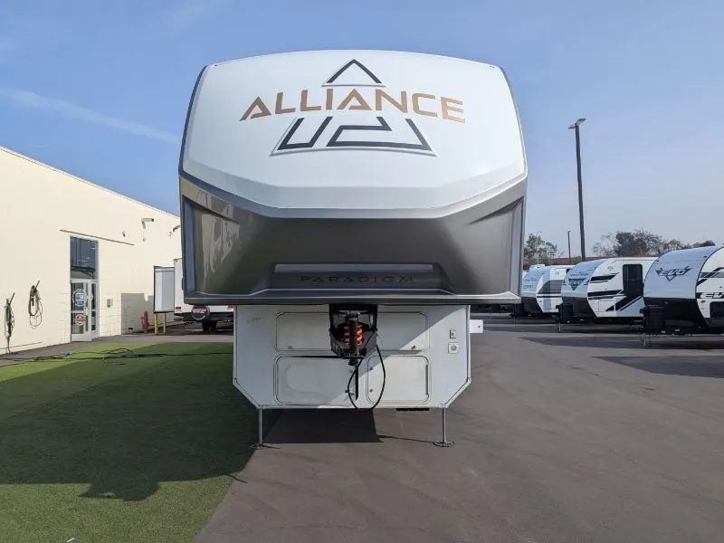 2025 Alliance RV Paradigm 340RL - Photo 3