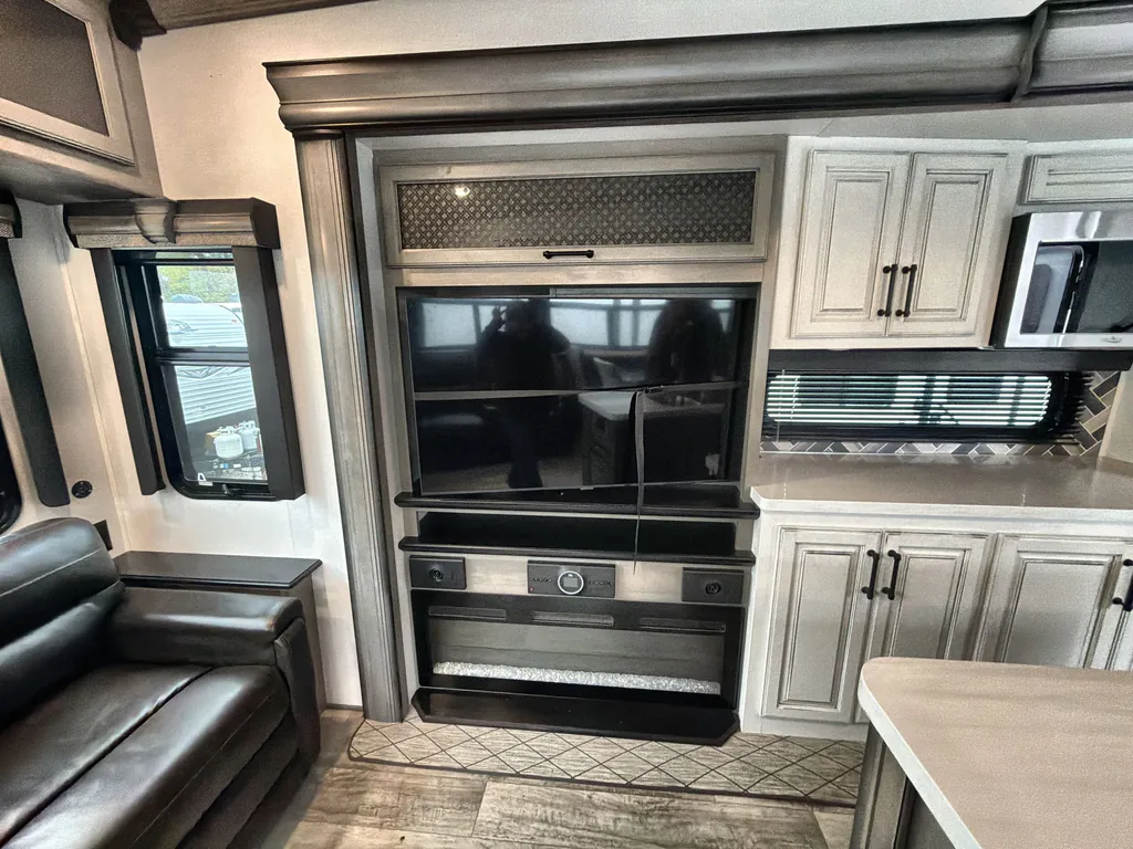 2022 Keystone Montana 3231CK, Photos photo 14