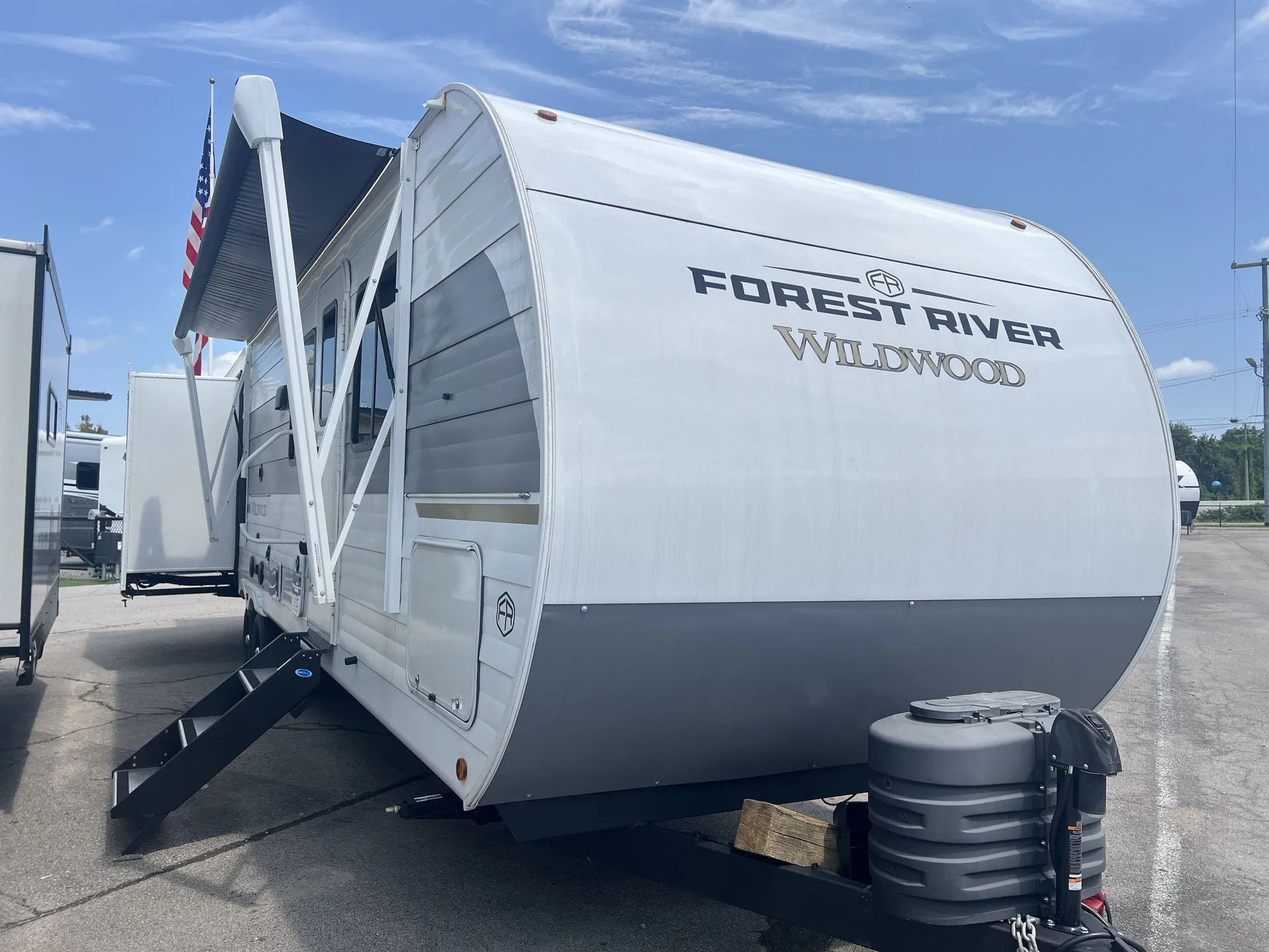 2025 Forest River Wildwood 31KQBTS