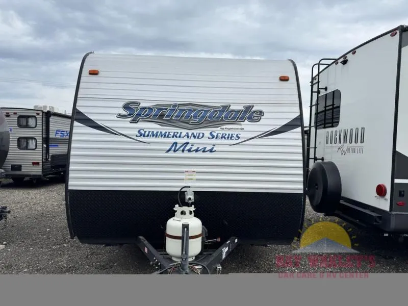 2017 Keystone RV Summerland Mini 1700FQ - Photo 3