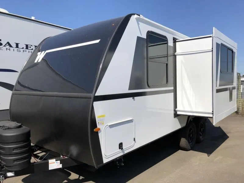 2026 Winnebago Micro Minnie 2108FBS - Photo 4