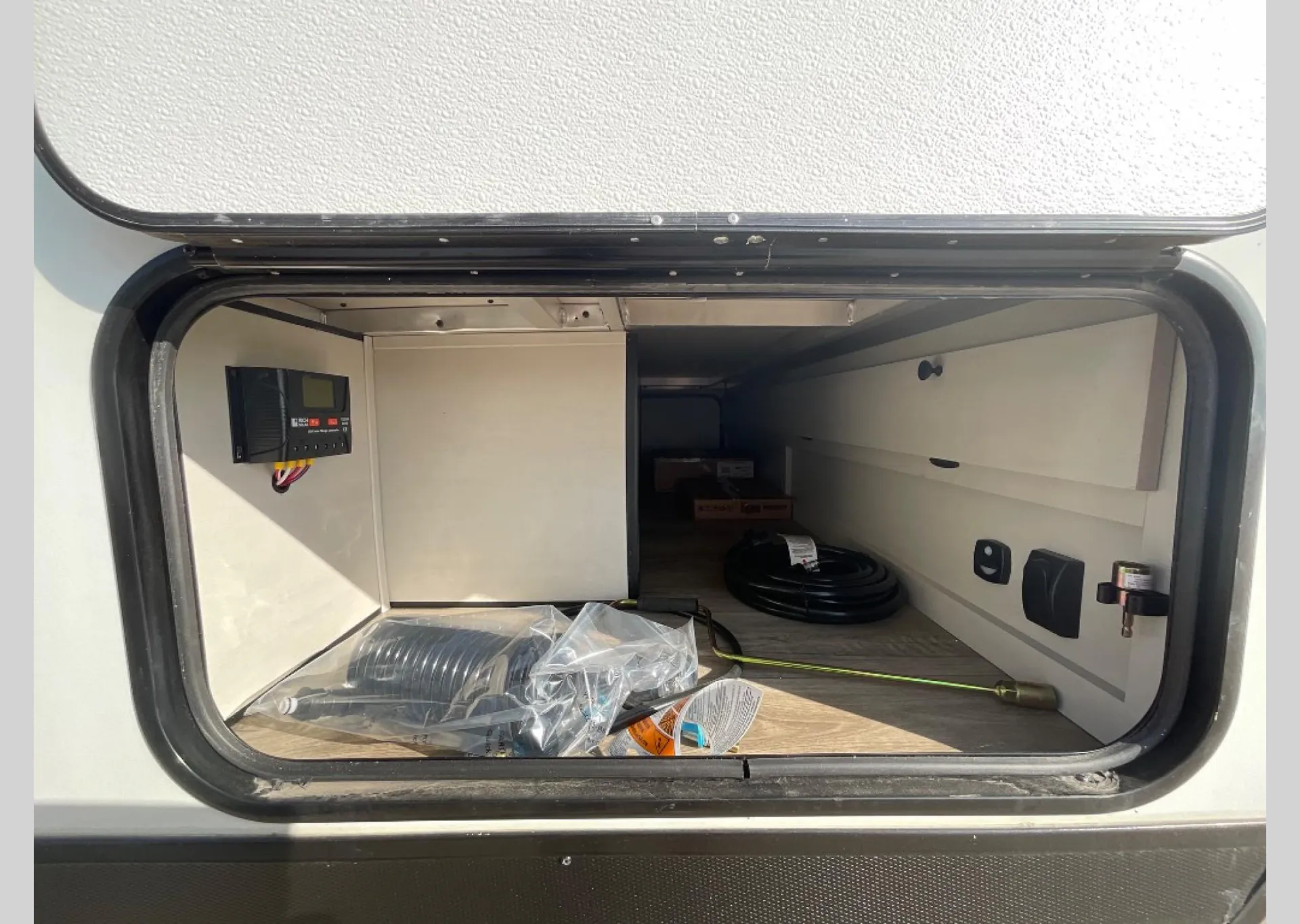 2025 Coachmen Northern Spirit Ultra Lite 3272BH - Photo 3