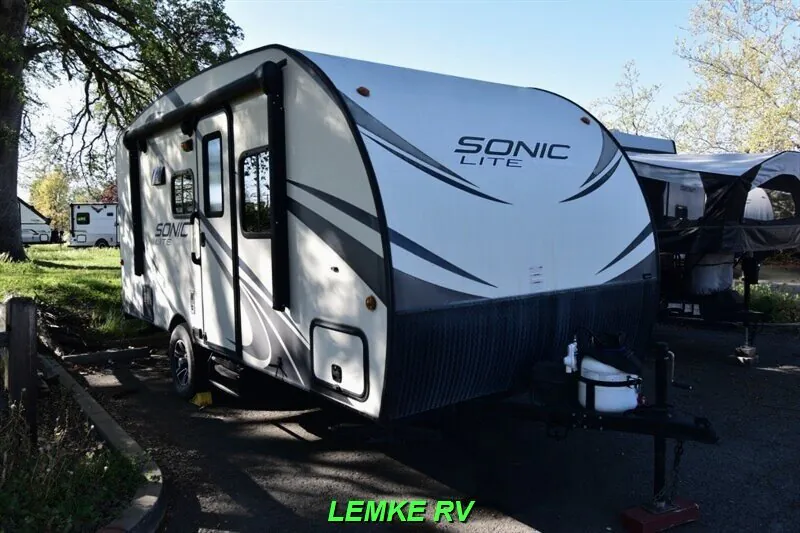 2017 Venture RV Sonic Lite SL169VBH - Photo 2