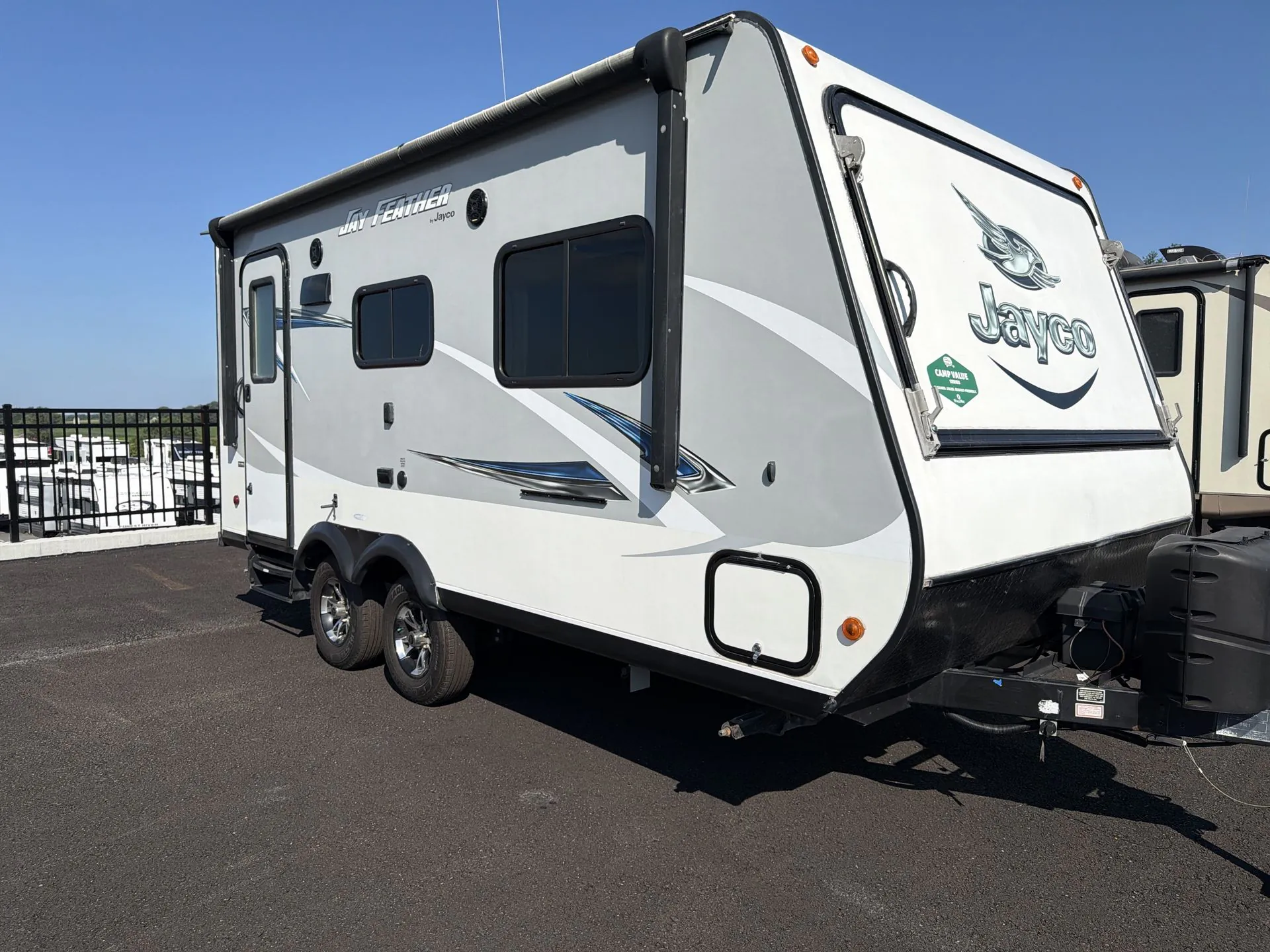 2017 Jayco Jay Feather X19H - Photo 3