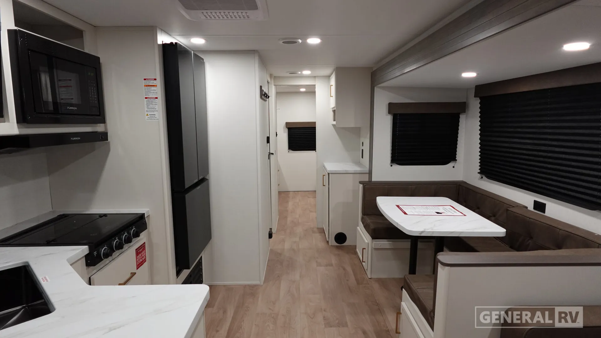 2026 Grand Design Transcend 325BHT - Photo 3