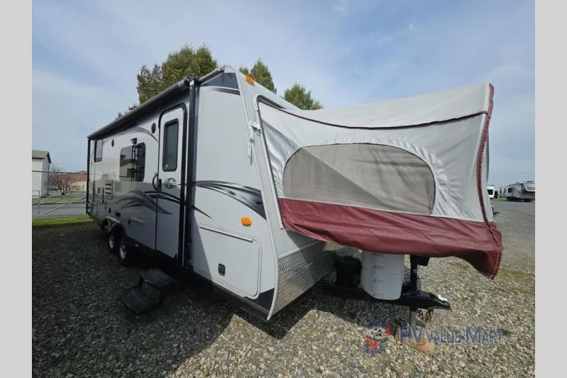 2013 Dutchmen Aerolite 232E Shuttle - Main photo