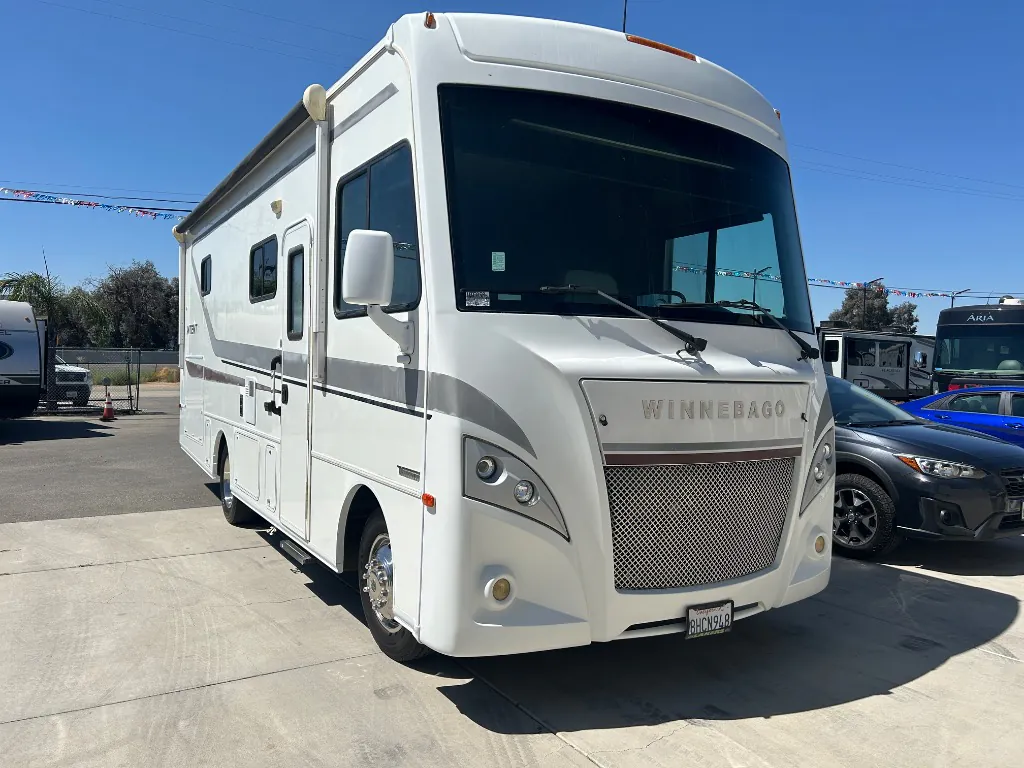 2018 Winnebago Intent 26M - Photo 2