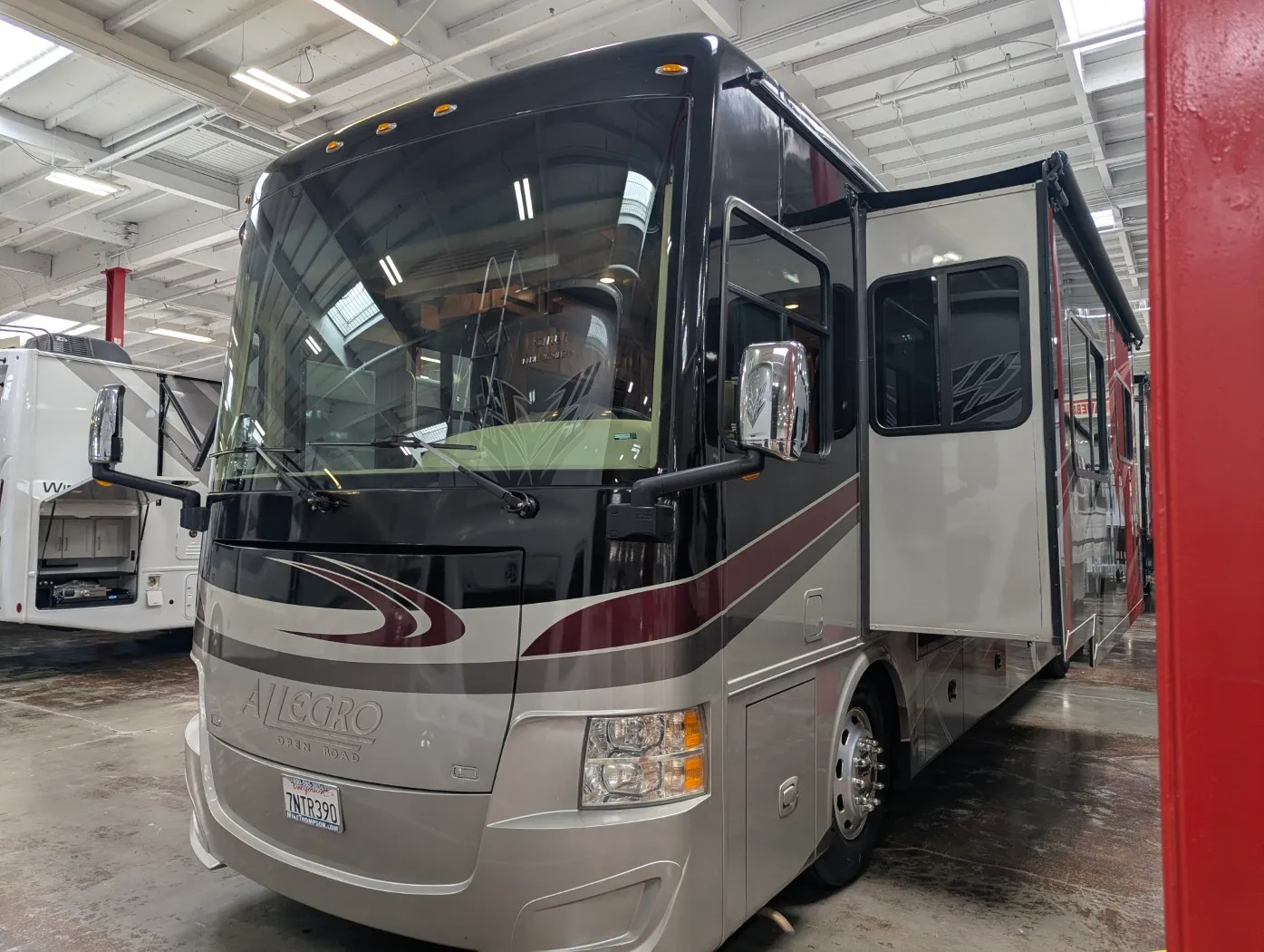 2016 Tiffin Allegro Red 38QBA - Photo 2