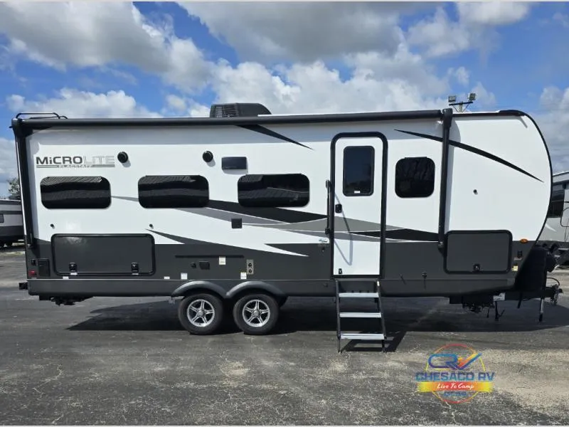 2024 Forest River Flagstaff Micro Lite 25DK - Photo 3