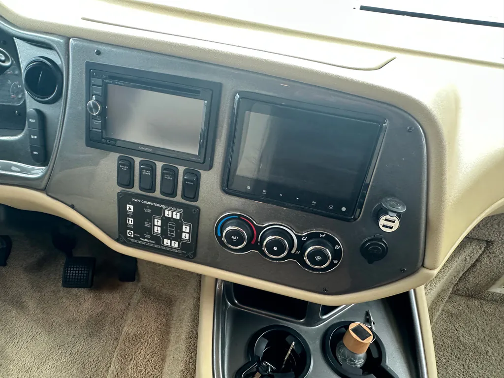 2017 Tiffin Open Road Allegro 34 PA, Photos photo 24