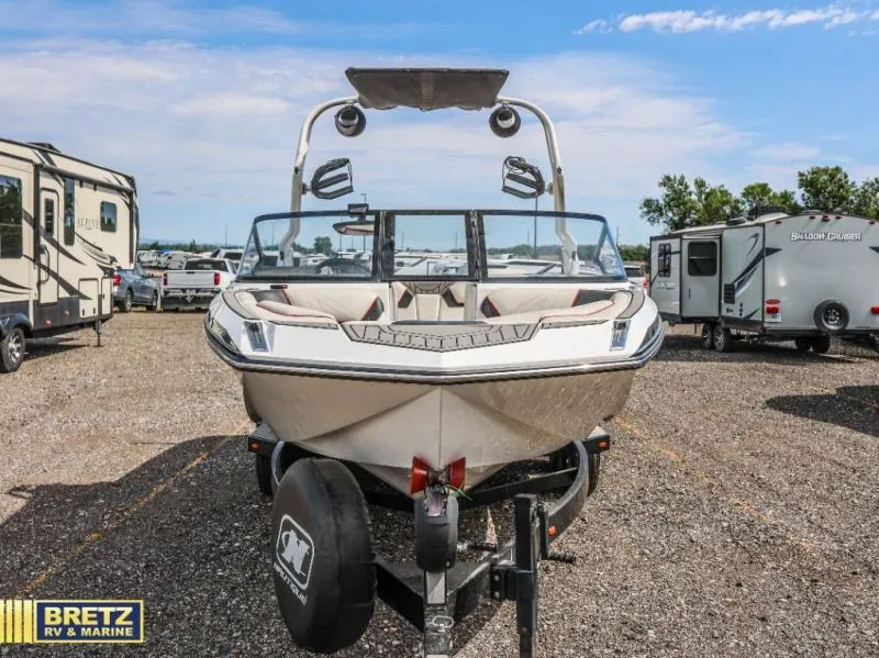 2020 Super Nautique Super Nautique Used   GS22 - Photo 2