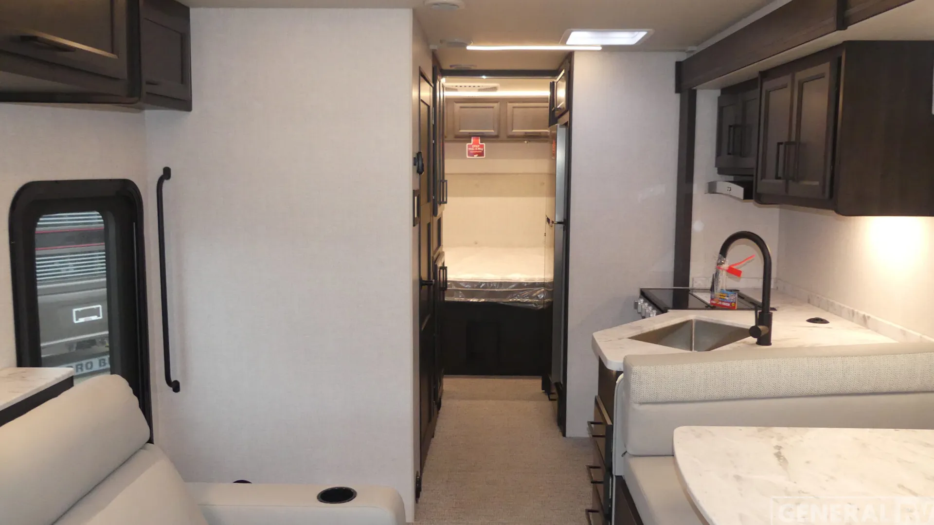 2026 Fleetwood Altitude 29F - Photo 3