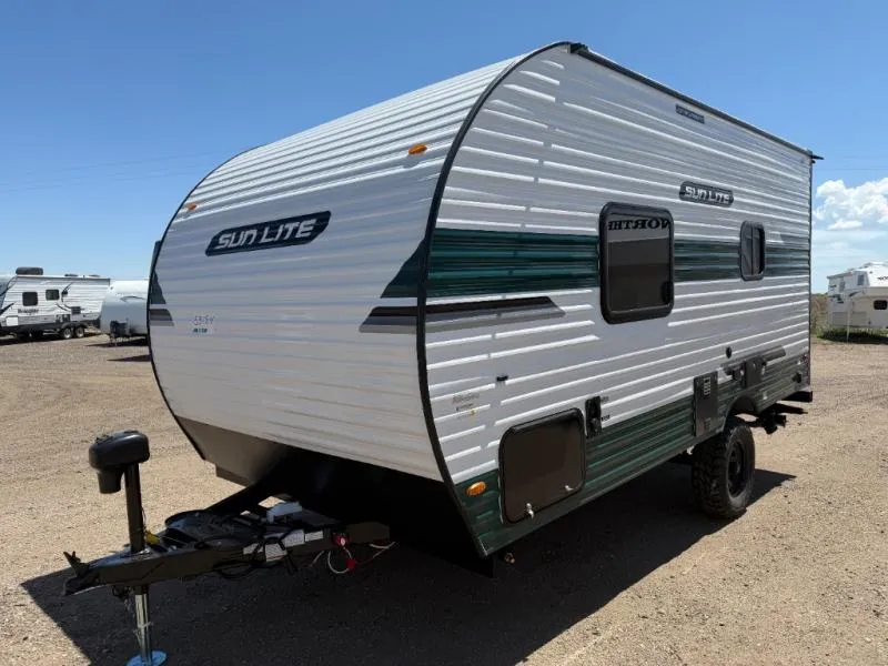2027 Sunset Park RV Sun Lite 18RD - Photo 2