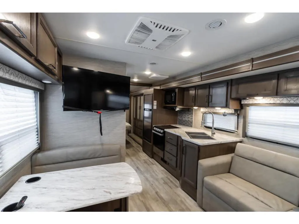 2022 Thor Motor Coach Freedom Traveler A29, Photos photo 9