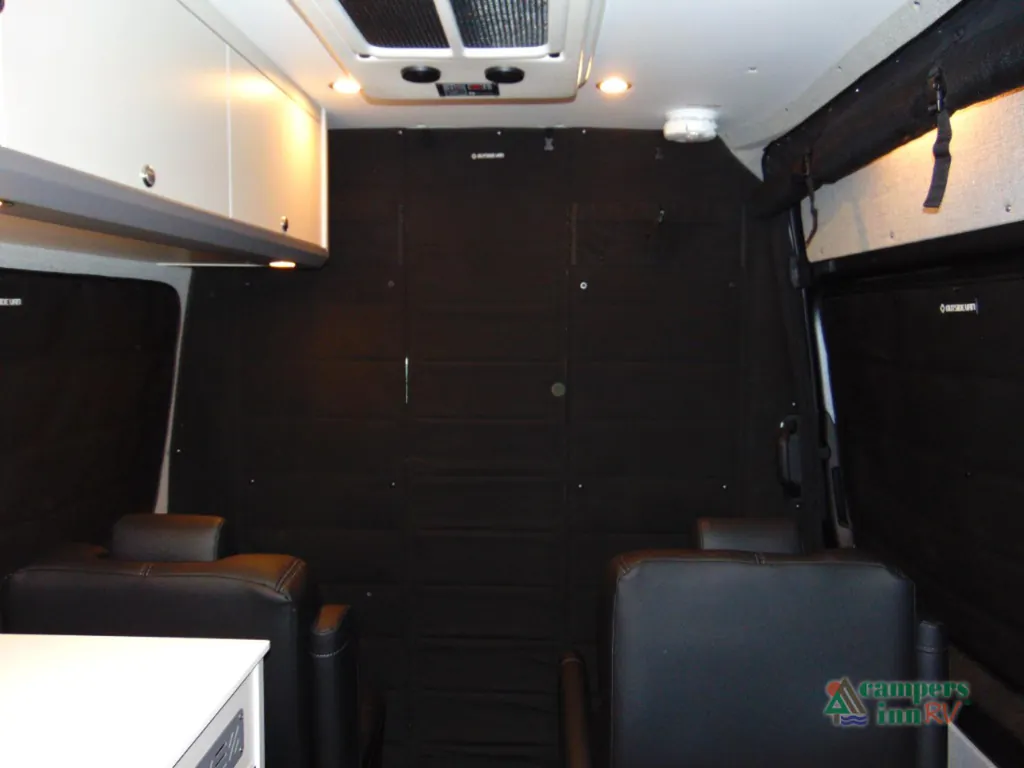 2024 Outside Van Approach 170, Photos photo 21