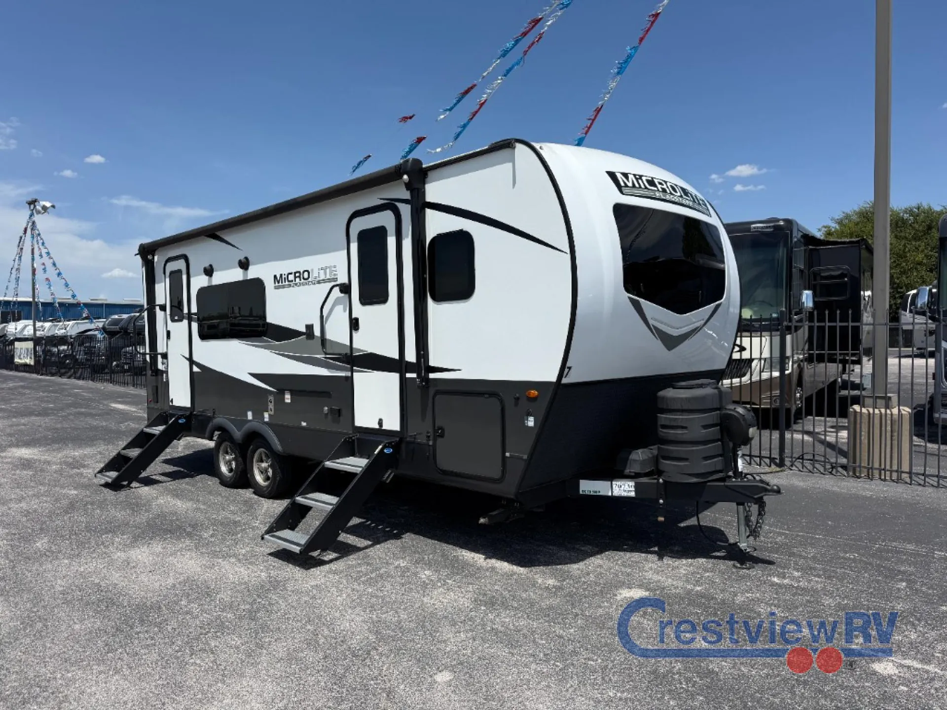 2024 Forest River Rockwood Mini Lite 2515S - Photo 3