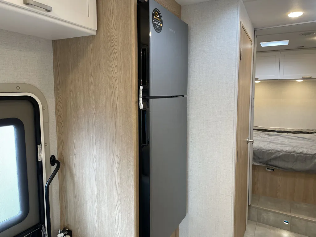 2026 Thor Motor Coach Freedom Elite 28HZ, Photos photo 8