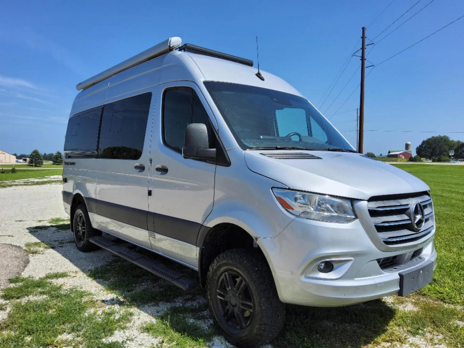 2024 Thor Motor Coach Sanctuary 19M - Photo 4