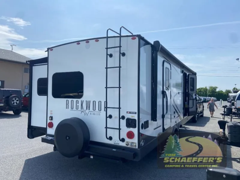 2025 Forest River Rockwood Ultra Lite 2608BS - Photo 3