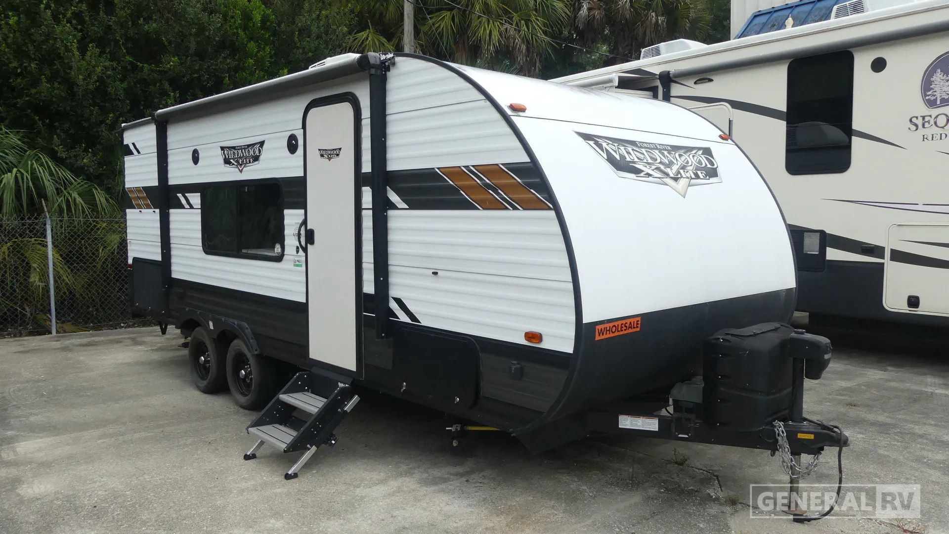 2020 Forest River Wildwood X-Lite 19DBXL - Photo 2