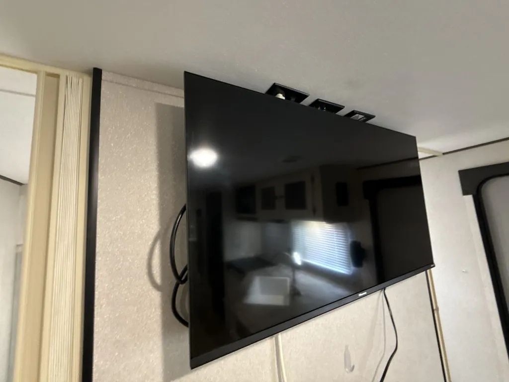2024 Shasta I-5 530QB, Photos photo 9
