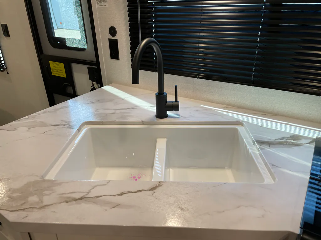 2026 Jayco Jay Flight SLX 321BDS, Photos photo 16