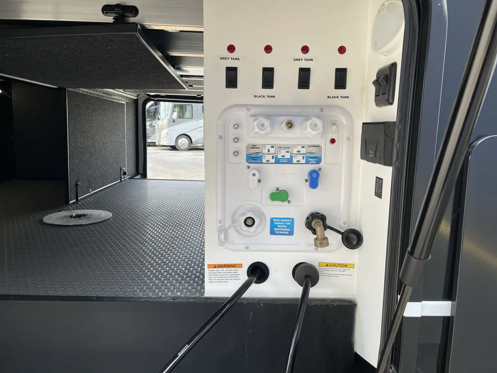 2025 Brinkley Model G 4100, Photos photo 21
