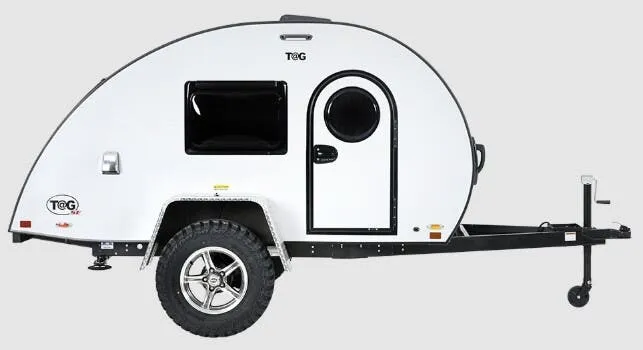 NuCamp TAG SE BASE exterior