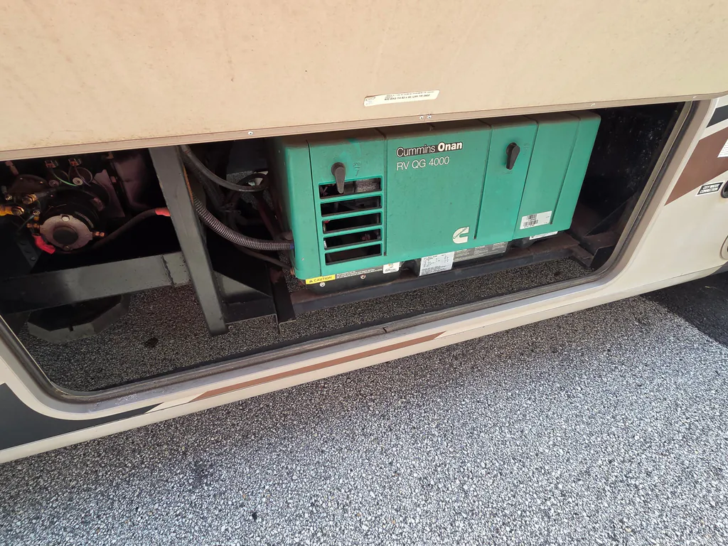 2017 Coachmen Pursuit 27KB, Photos photo 9