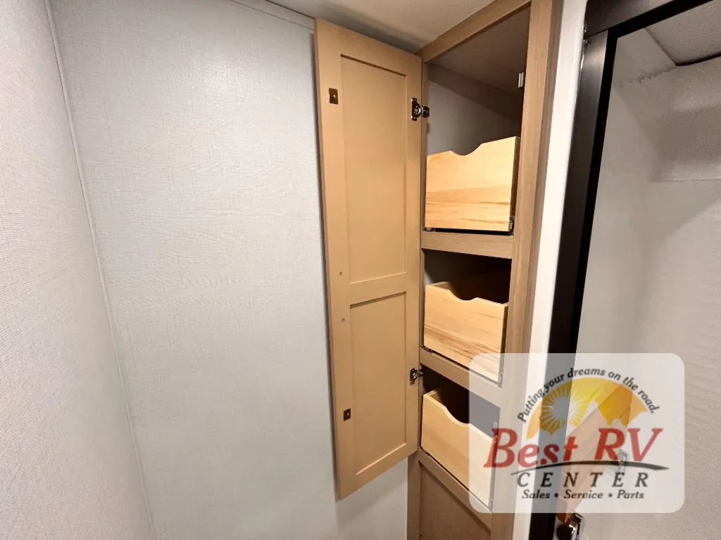 2026 Keystone Raptor 441, Photos photo 91