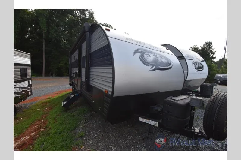 2022 Forest River Cherokee Grey Wolf 23DBH - Photo 2