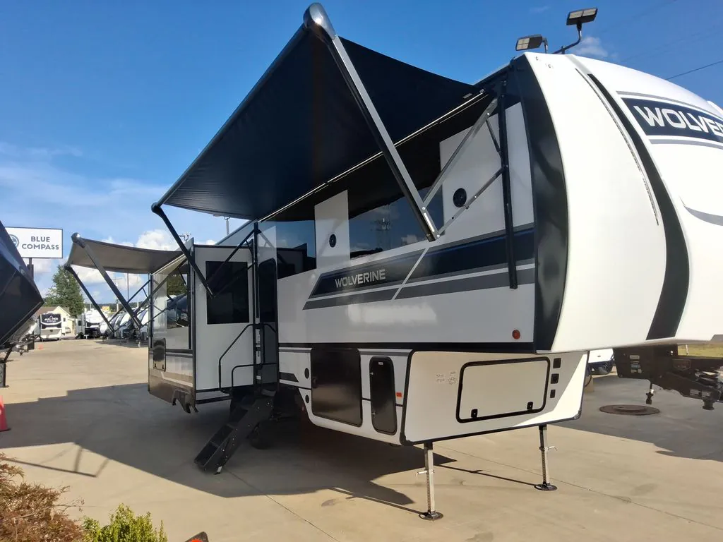 2027 Forest River RV WOLVERINE 32JF - Photo 4