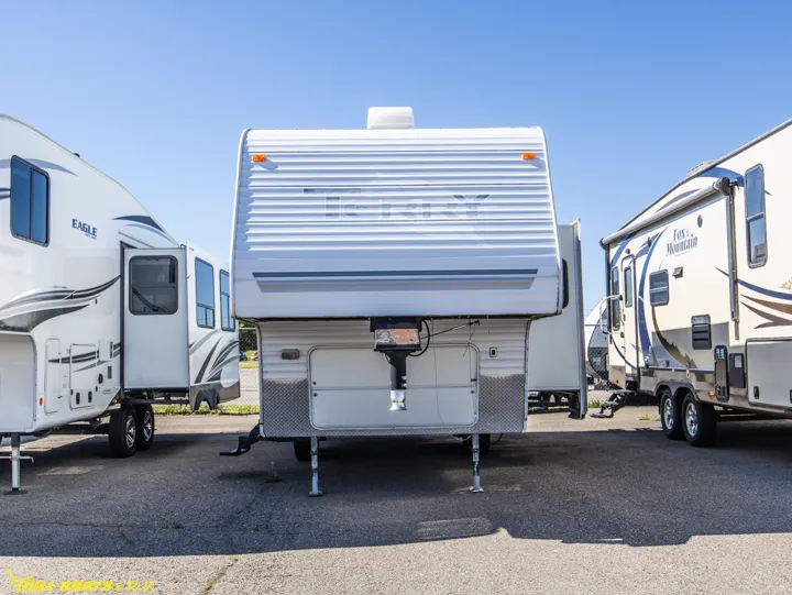 2004 Fleetwood RV Terry Used    245 - Photo 2