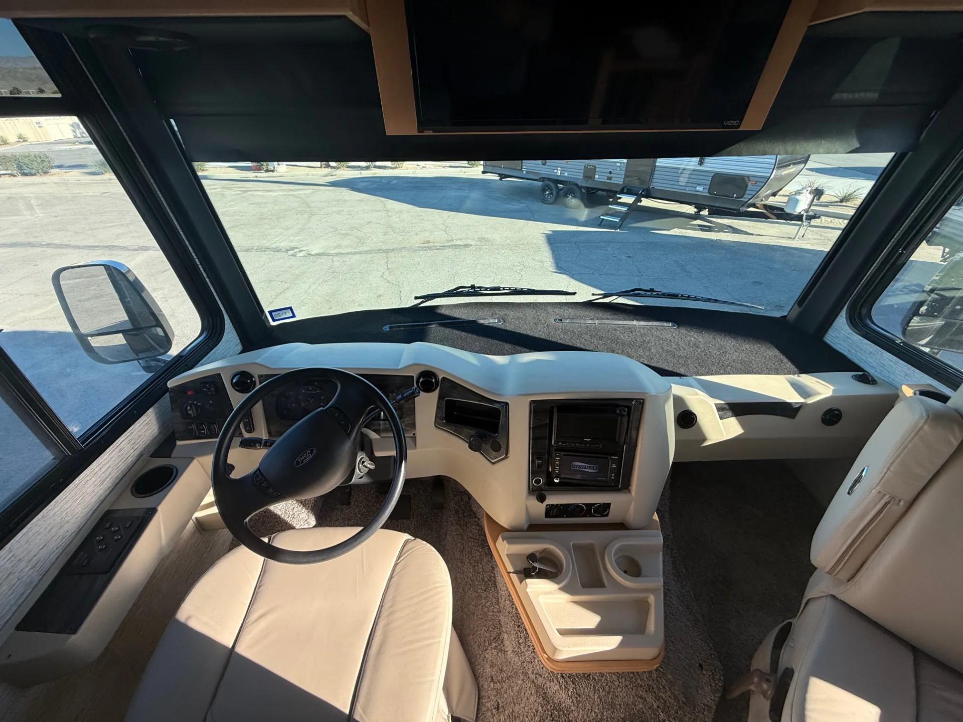 2019 Newmar Bay Star 3226 - Photo 2