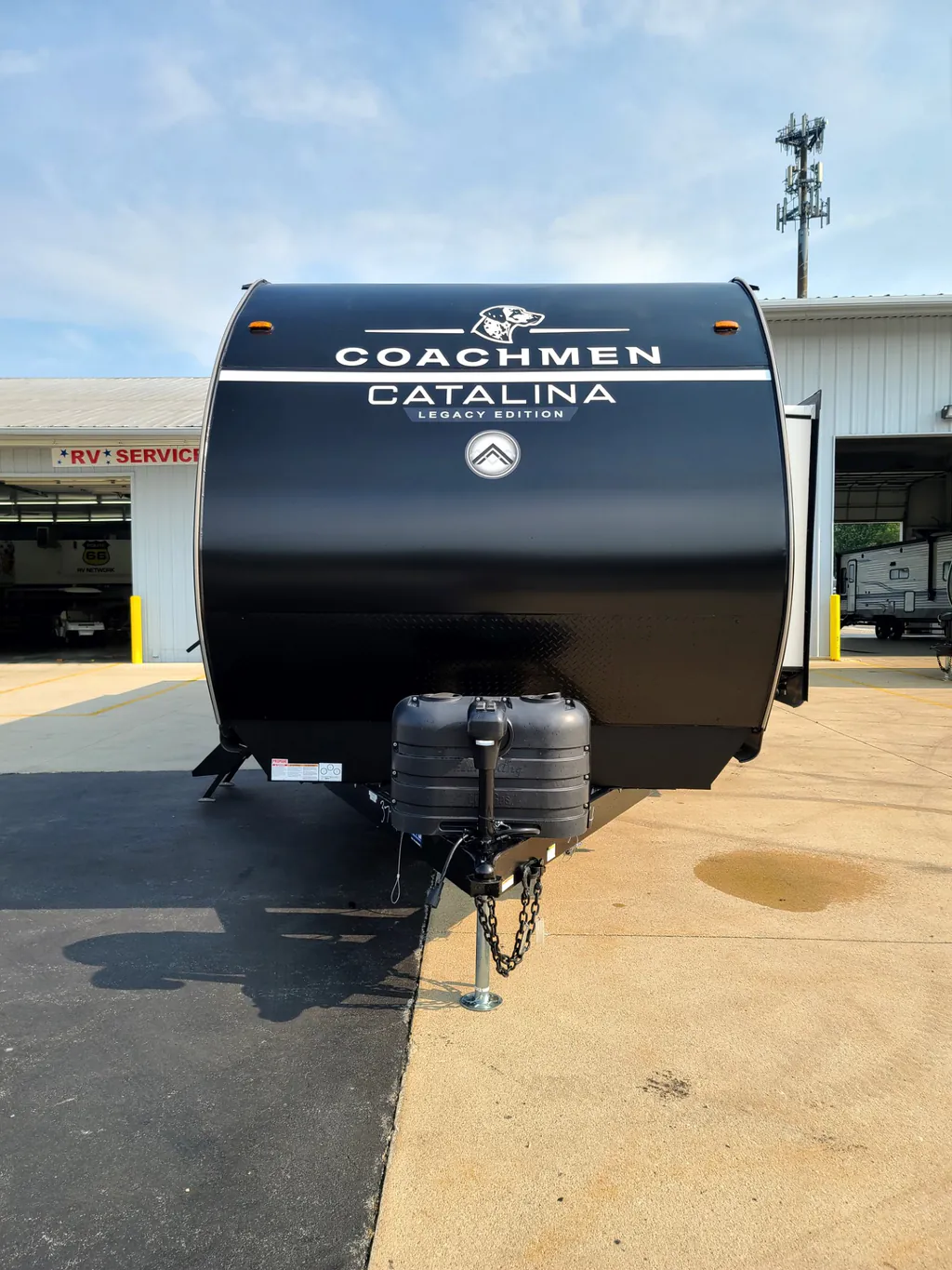 2027 Coachmen Catalina Legacy Edition 333DBDSCK, Photos photo 2