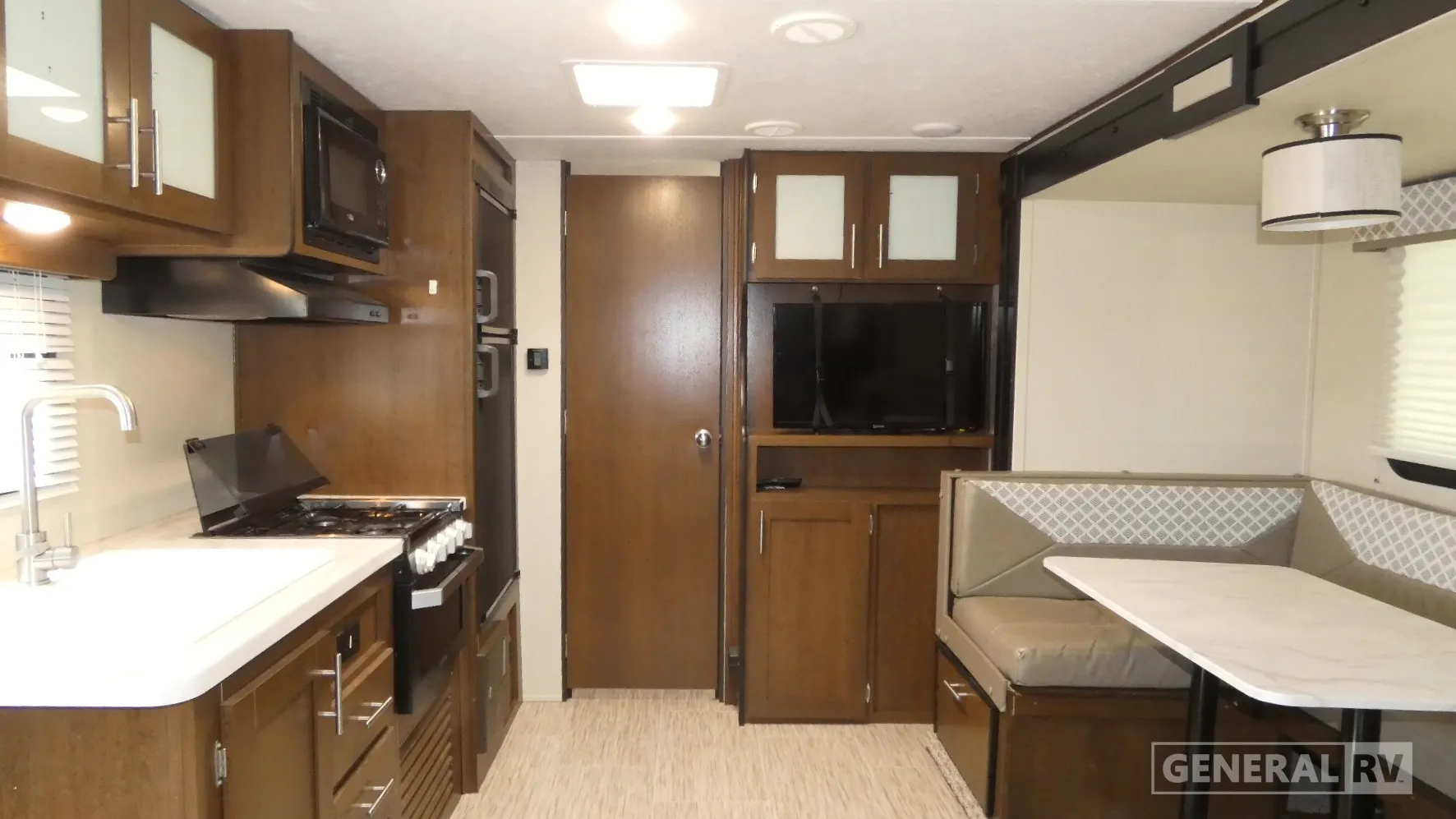 2019 Prime Time RV Tracer Breeze 19MRB - Photo 3
