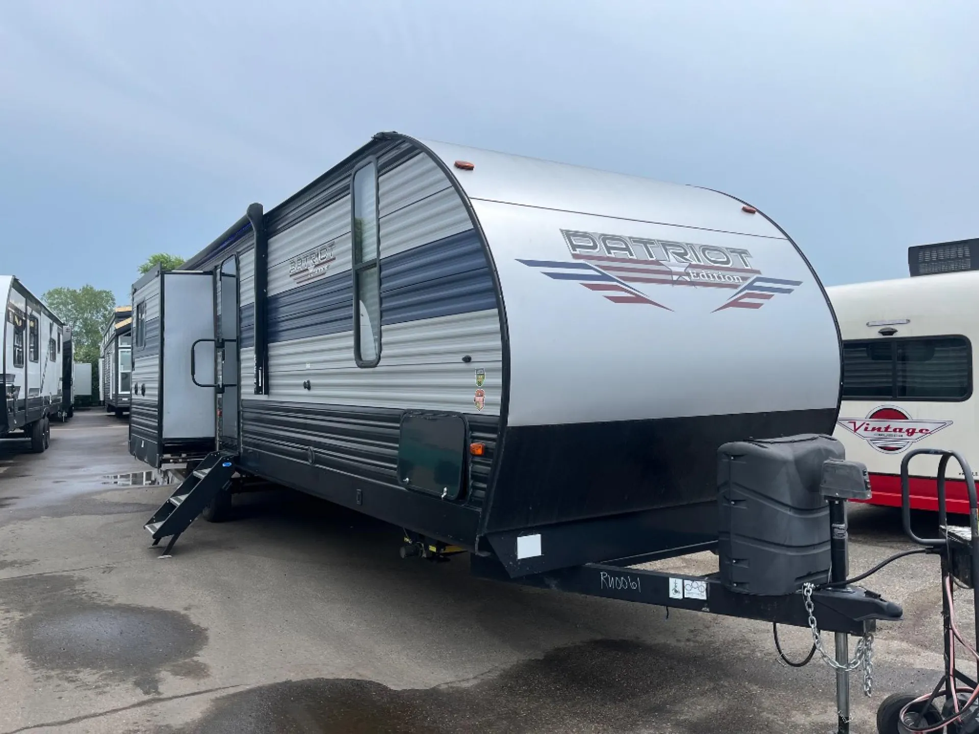 2021 Forest River Cherokee 304BH dealer photo 1 from Markquart RV
