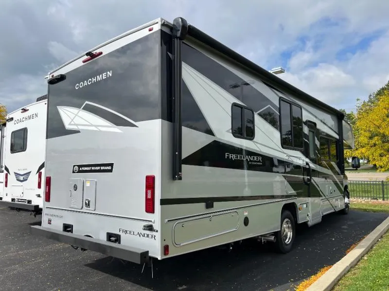 2026 Coachmen Freelander 29KB - Photo 4